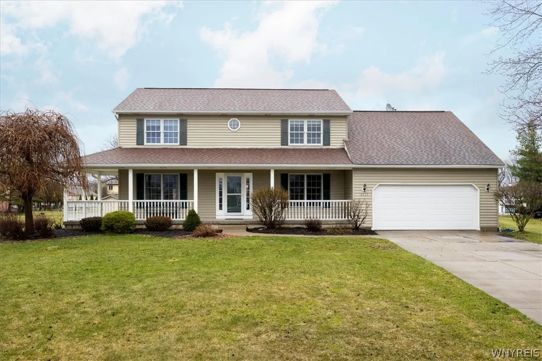 6115 Newberry Court, Clarence, New York 14032, Clarence, New York 14032, 4 Bedrooms Bedrooms, 9 Rooms Rooms,2 BathroomsBathrooms,Residential,Closed,6115 Newberry Court, Clarence, New York 14032,0,B1667329