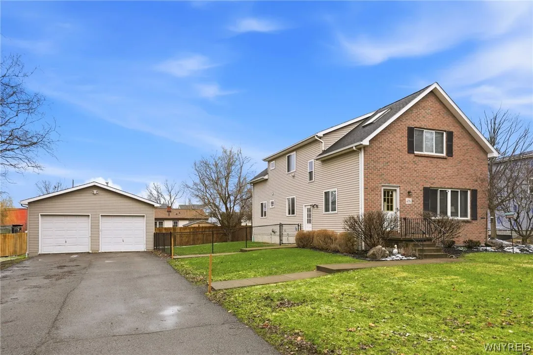 4986 City View Avenue, Hamburg, New York 14219, Hamburg, New York 14219, 5 Bedrooms Bedrooms, ,2 BathroomsBathrooms,Residential,Closed,4986 City View Avenue, Hamburg, New York 14219,0,B1667145