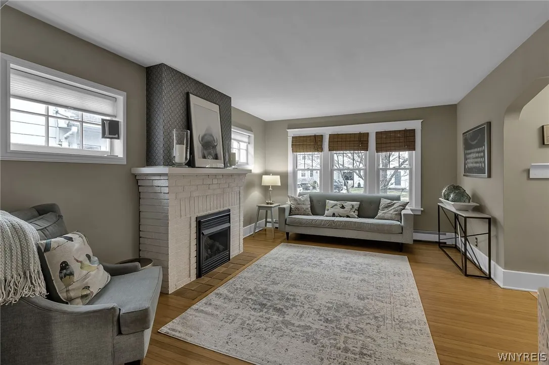 341 Mckinley Avenue, Tonawanda, New York 14217, Tonawanda, New York 14217, 4 Bedrooms Bedrooms, 7 Rooms Rooms,1 BathroomBathrooms,Residential,For Sale,341 Mckinley Avenue, Tonawanda, New York 14217,0,B1667250