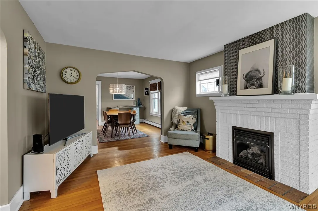 341 Mckinley Avenue, Tonawanda, New York 14217, Tonawanda, New York 14217, 4 Bedrooms Bedrooms, 7 Rooms Rooms,1 BathroomBathrooms,Residential,For Sale,341 Mckinley Avenue, Tonawanda, New York 14217,0,B1667250