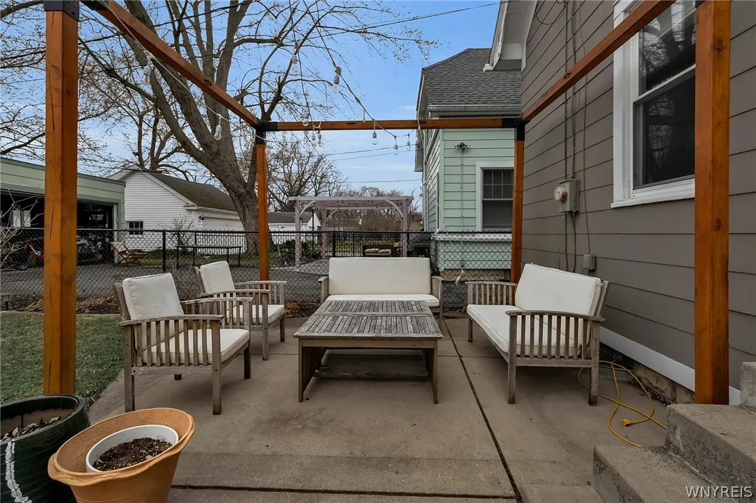 341 Mckinley Avenue, Tonawanda, New York 14217, Tonawanda, New York 14217, 4 Bedrooms Bedrooms, 7 Rooms Rooms,1 BathroomBathrooms,Residential,For Sale,341 Mckinley Avenue, Tonawanda, New York 14217,0,B1667250