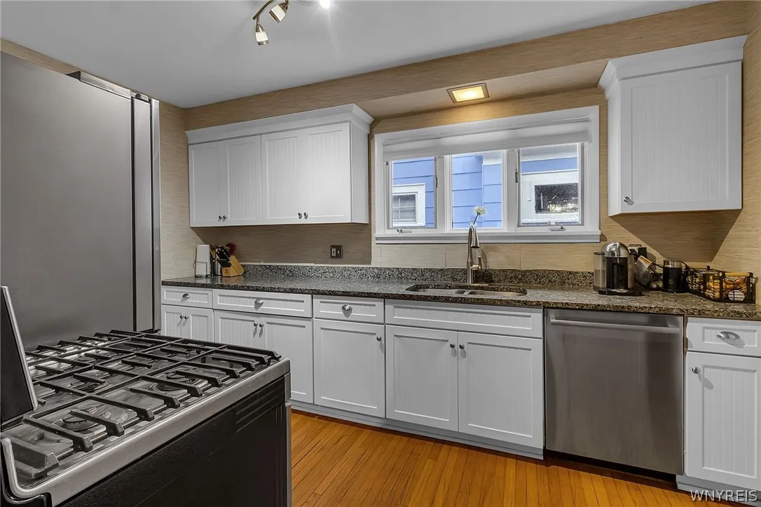 341 Mckinley Avenue, Tonawanda, New York 14217, Tonawanda, New York 14217, 4 Bedrooms Bedrooms, 7 Rooms Rooms,1 BathroomBathrooms,Residential,For Sale,341 Mckinley Avenue, Tonawanda, New York 14217,0,B1667250