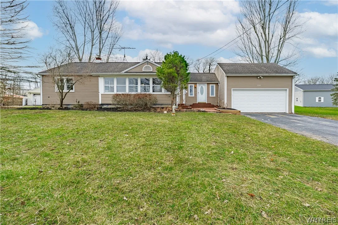 7330 Salt Road, Clarence, New York 14032, Clarence, New York 14032, 3 Bedrooms Bedrooms, 7 Rooms Rooms,1 BathroomBathrooms,Residential,For Sale,7330 Salt Road, Clarence, New York 14032,0,B1667371 7330 Salt Road, Clarence, New York 14032, Clarence, New York 14032, 3 Bedrooms Bedrooms, 7 Rooms Rooms,1 BathroomBathrooms,Residential,For Sale,7330 Salt Road, Clarence, New York 14032,0,B1667371