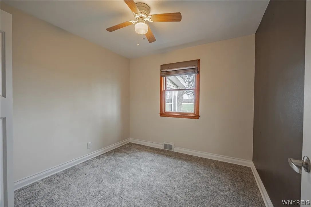 7330 Salt Road, Clarence, New York 14032, Clarence, New York 14032, 3 Bedrooms Bedrooms, 7 Rooms Rooms,1 BathroomBathrooms,Residential,For Sale,7330 Salt Road, Clarence, New York 14032,0,B1667371