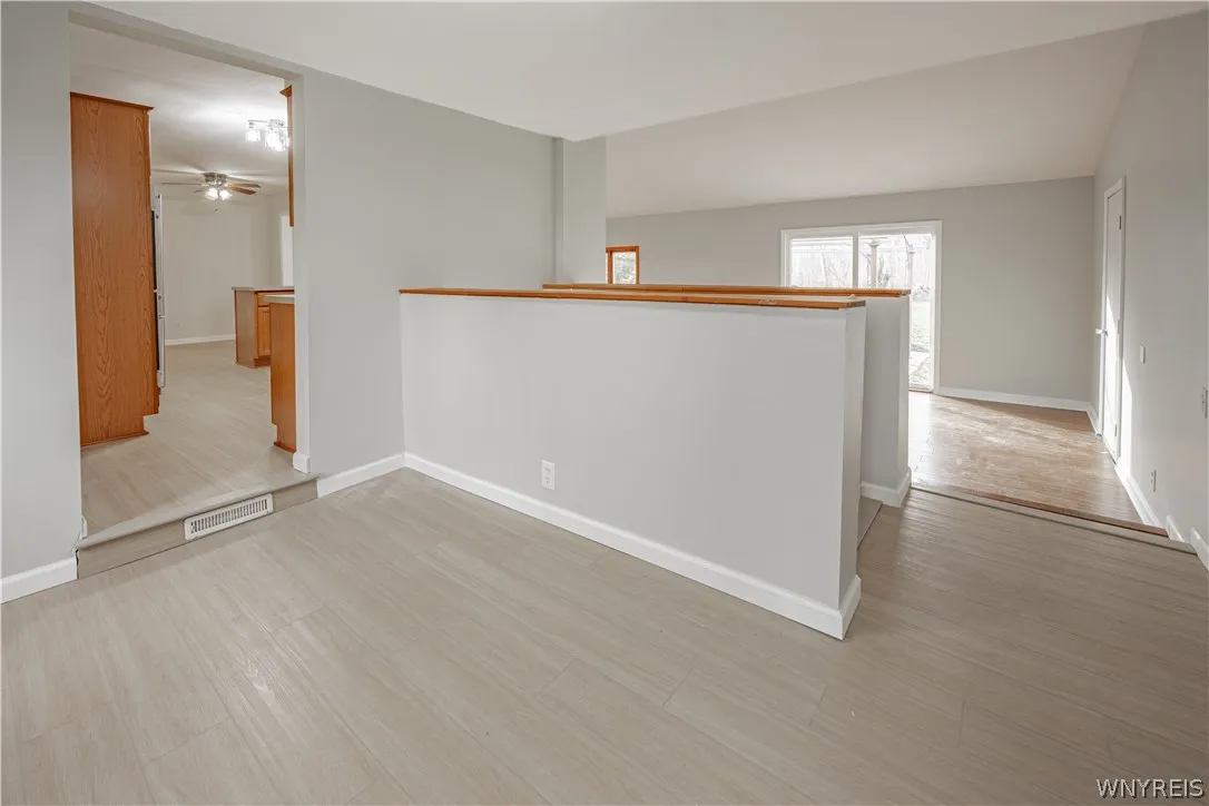 7330 Salt Road, Clarence, New York 14032, Clarence, New York 14032, 3 Bedrooms Bedrooms, 7 Rooms Rooms,1 BathroomBathrooms,Residential,For Sale,7330 Salt Road, Clarence, New York 14032,0,B1667371