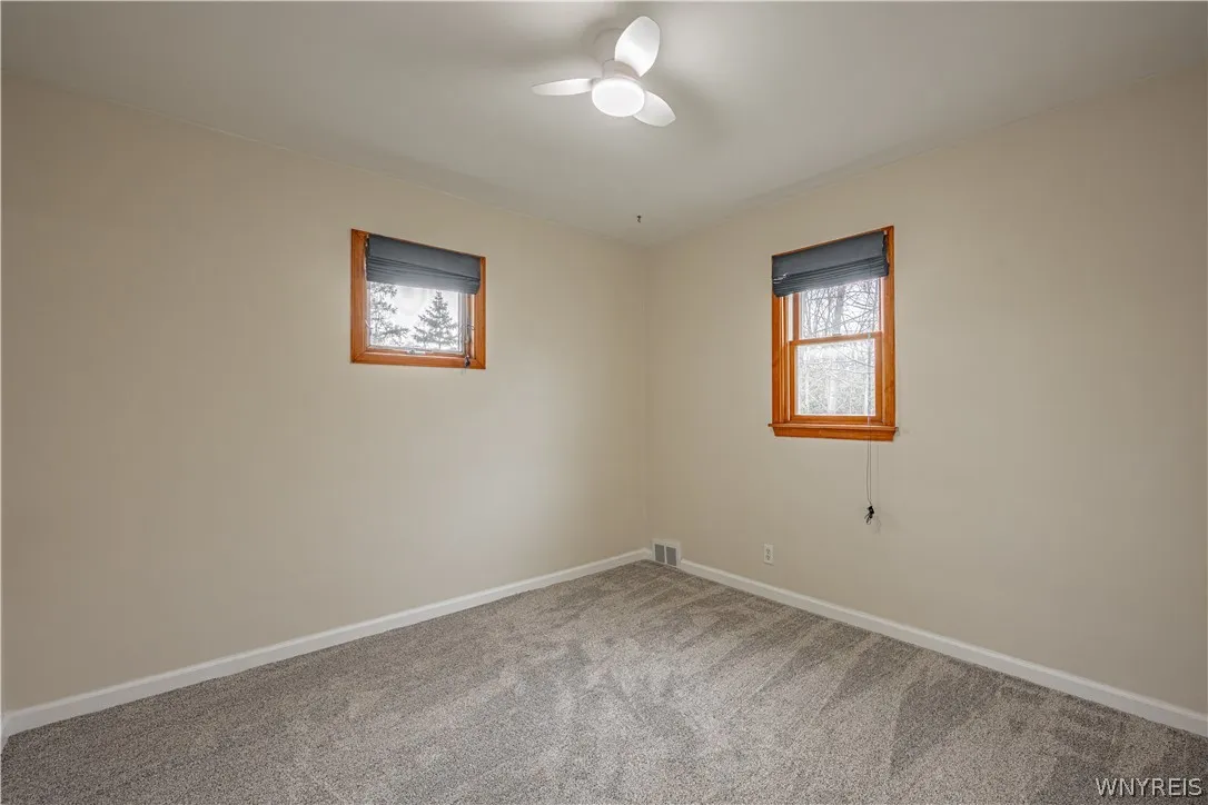 7330 Salt Road, Clarence, New York 14032, Clarence, New York 14032, 3 Bedrooms Bedrooms, 7 Rooms Rooms,1 BathroomBathrooms,Residential,For Sale,7330 Salt Road, Clarence, New York 14032,0,B1667371