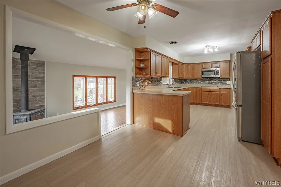 7330 Salt Road, Clarence, New York 14032, Clarence, New York 14032, 3 Bedrooms Bedrooms, 7 Rooms Rooms,1 BathroomBathrooms,Residential,For Sale,7330 Salt Road, Clarence, New York 14032,0,B1667371