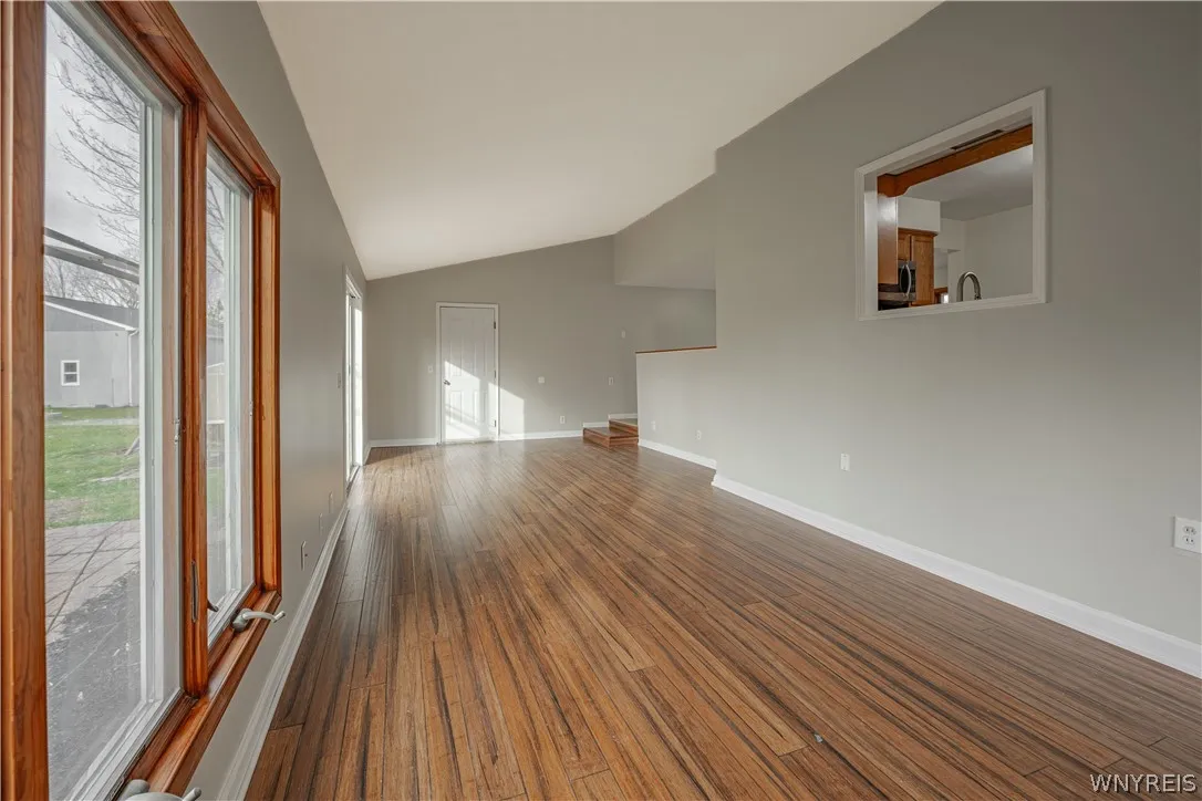 7330 Salt Road, Clarence, New York 14032, Clarence, New York 14032, 3 Bedrooms Bedrooms, 7 Rooms Rooms,1 BathroomBathrooms,Residential,For Sale,7330 Salt Road, Clarence, New York 14032,0,B1667371