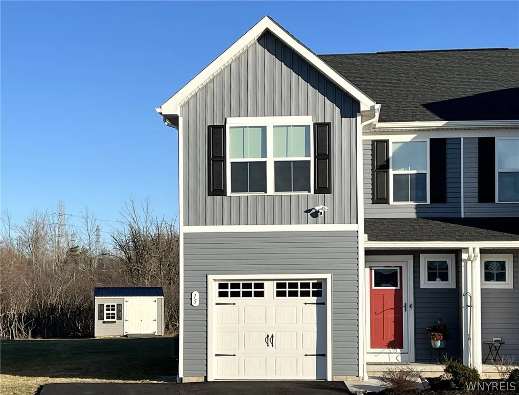 15 Grant Court, West Seneca, New York 14218, West Seneca, New York 14218, 3 Bedrooms Bedrooms, 6 Rooms Rooms,2 BathroomsBathrooms,Residential,Closed,15 Grant Court, West Seneca, New York 14218,0,B1660824
