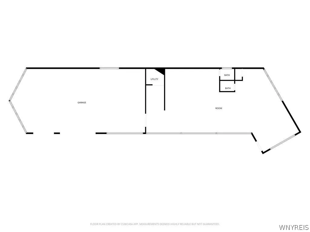 There should be only one line in the middle. This area divides the building. It is also the location of the furnace.