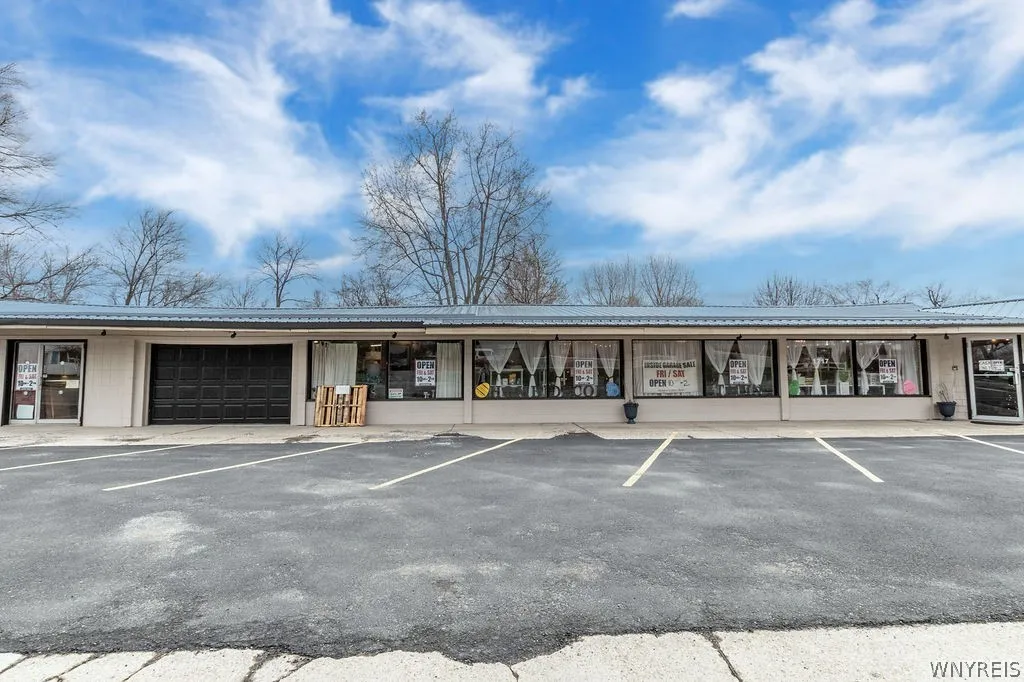 1717 Eggert Road, Amherst, None 14226, Amherst, 14226, ,Commercial Sale,For Sale,1717 Eggert Road, Amherst, None 14226,0,B1667124