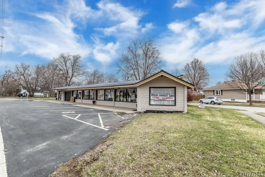 1717 Eggert Road, Amherst, None 14226, Amherst, 14226, ,Commercial Sale,For Sale,1717 Eggert Road, Amherst, None 14226,0,B1667124