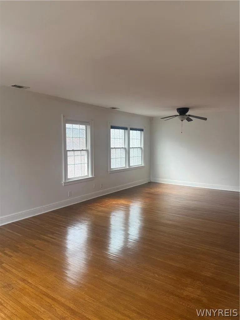 80 Delaware Road, Tonawanda, New York 14217, Tonawanda, New York 14217, 3 Bedrooms Bedrooms, 8 Rooms Rooms,1 BathroomBathrooms,Residential Lease,For Rent,80 Delaware Road, Tonawanda, New York 14217,0,B1667723