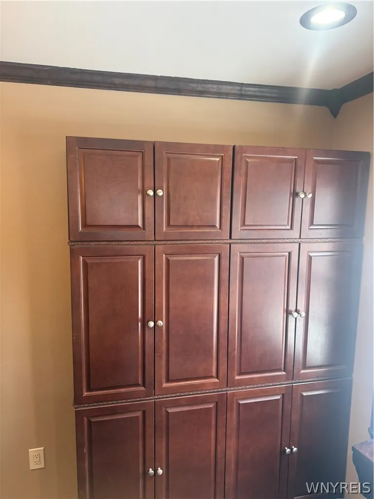 80 Delaware Road, Tonawanda, New York 14217, Tonawanda, New York 14217, 3 Bedrooms Bedrooms, 8 Rooms Rooms,1 BathroomBathrooms,Residential Lease,For Rent,80 Delaware Road, Tonawanda, New York 14217,0,B1667723