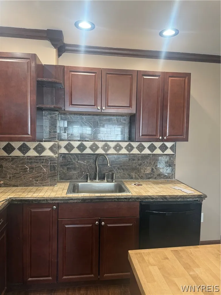 80 Delaware Road, Tonawanda, New York 14217, Tonawanda, New York 14217, 3 Bedrooms Bedrooms, 8 Rooms Rooms,1 BathroomBathrooms,Residential Lease,For Rent,80 Delaware Road, Tonawanda, New York 14217,0,B1667723