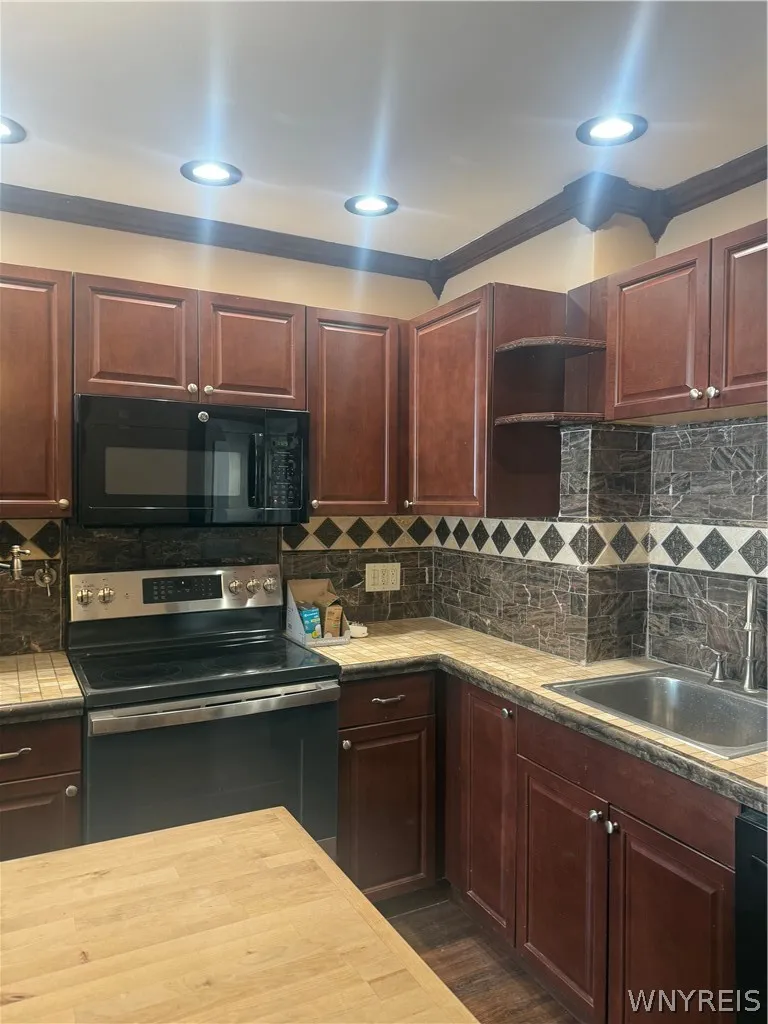 80 Delaware Road, Tonawanda, New York 14217, Tonawanda, New York 14217, 3 Bedrooms Bedrooms, 8 Rooms Rooms,1 BathroomBathrooms,Residential Lease,For Rent,80 Delaware Road, Tonawanda, New York 14217,0,B1667723