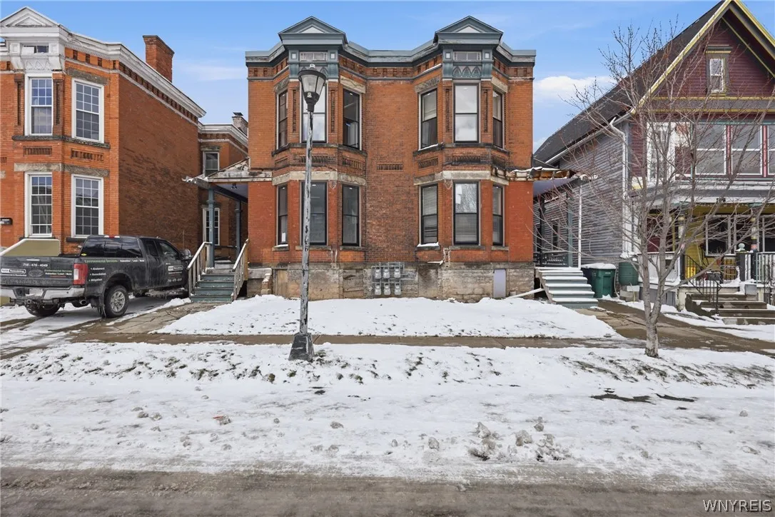 136 #2 York Street, Buffalo, New York 14213, Buffalo, New York 14213, 1 Bedroom Bedrooms, 3 Rooms Rooms,1 BathroomBathrooms,Residential Lease,Closed,136 #2 York Street, Buffalo, New York 14213,0,B1667604