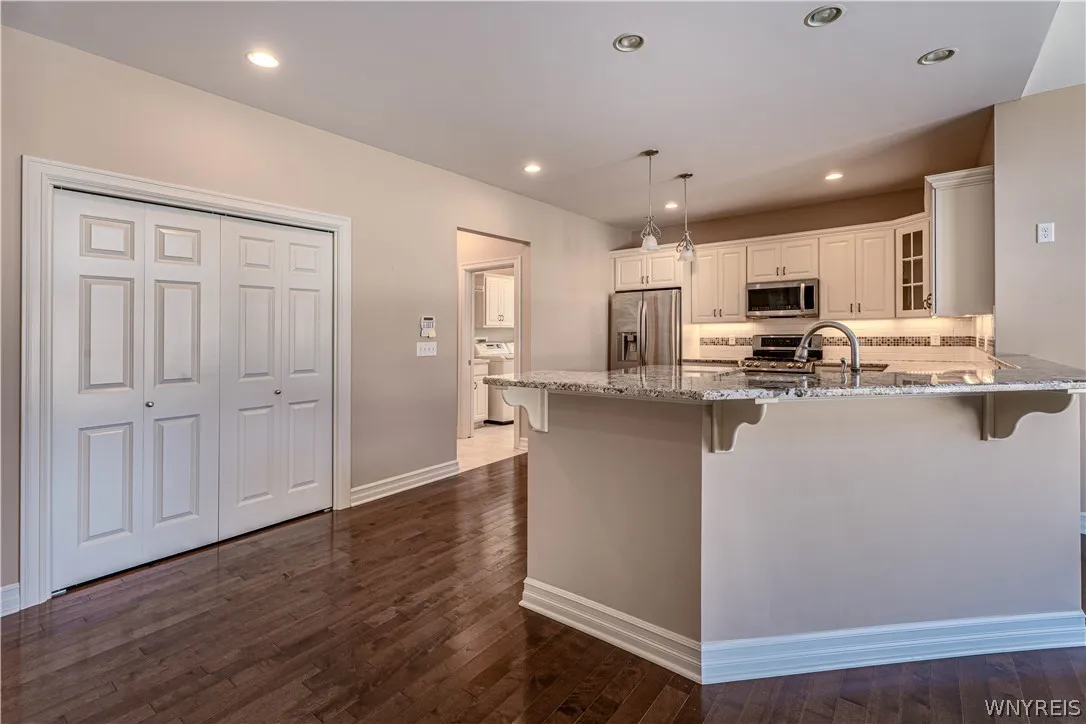 5690 Waterford Ln, Clarence, New York 14032, Clarence, New York 14032, 2 Bedrooms Bedrooms, 6 Rooms Rooms,2 BathroomsBathrooms,Residential,For Sale,5690 Waterford Ln, Clarence, New York 14032,0,B1668097