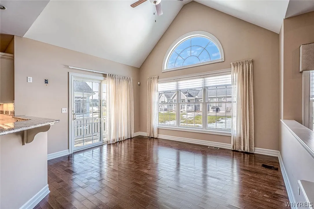 5690 Waterford Ln, Clarence, New York 14032, Clarence, New York 14032, 2 Bedrooms Bedrooms, 6 Rooms Rooms,2 BathroomsBathrooms,Residential,For Sale,5690 Waterford Ln, Clarence, New York 14032,0,B1668097