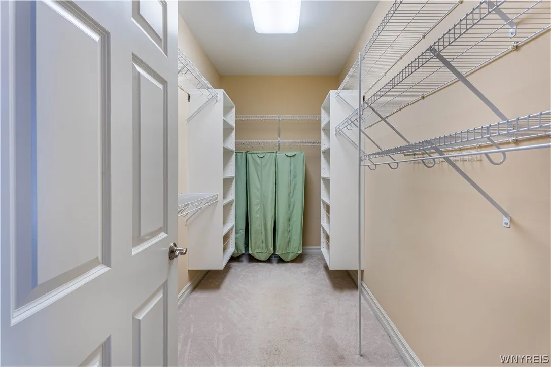 5690 Waterford Ln, Clarence, New York 14032, Clarence, New York 14032, 2 Bedrooms Bedrooms, 6 Rooms Rooms,2 BathroomsBathrooms,Residential,For Sale,5690 Waterford Ln, Clarence, New York 14032,0,B1668097