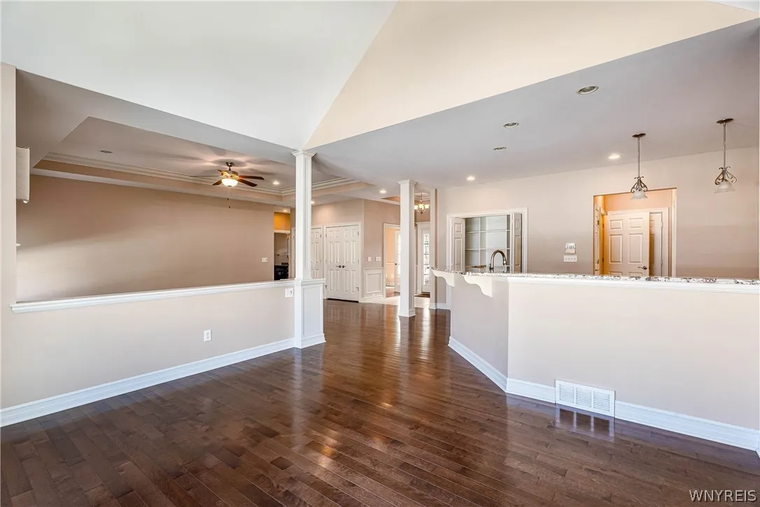 5690 Waterford Ln, Clarence, New York 14032, Clarence, New York 14032, 2 Bedrooms Bedrooms, 6 Rooms Rooms,2 BathroomsBathrooms,Residential,For Sale,5690 Waterford Ln, Clarence, New York 14032,0,B1668097
