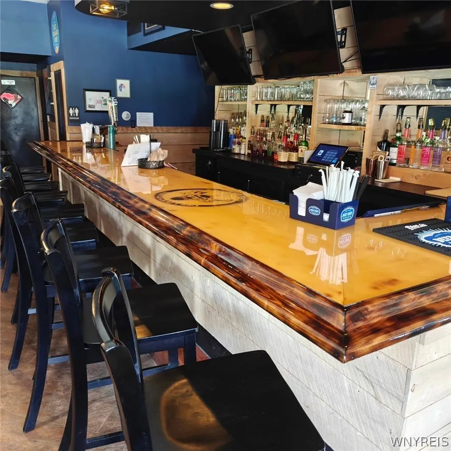 4572 Clark Street, Hamburg, New York 14075, Hamburg, New York 14075, 5 Rooms Rooms,Commercial Sale,For Sale,4572 Clark Street, Hamburg, New York 14075,0,B1668137