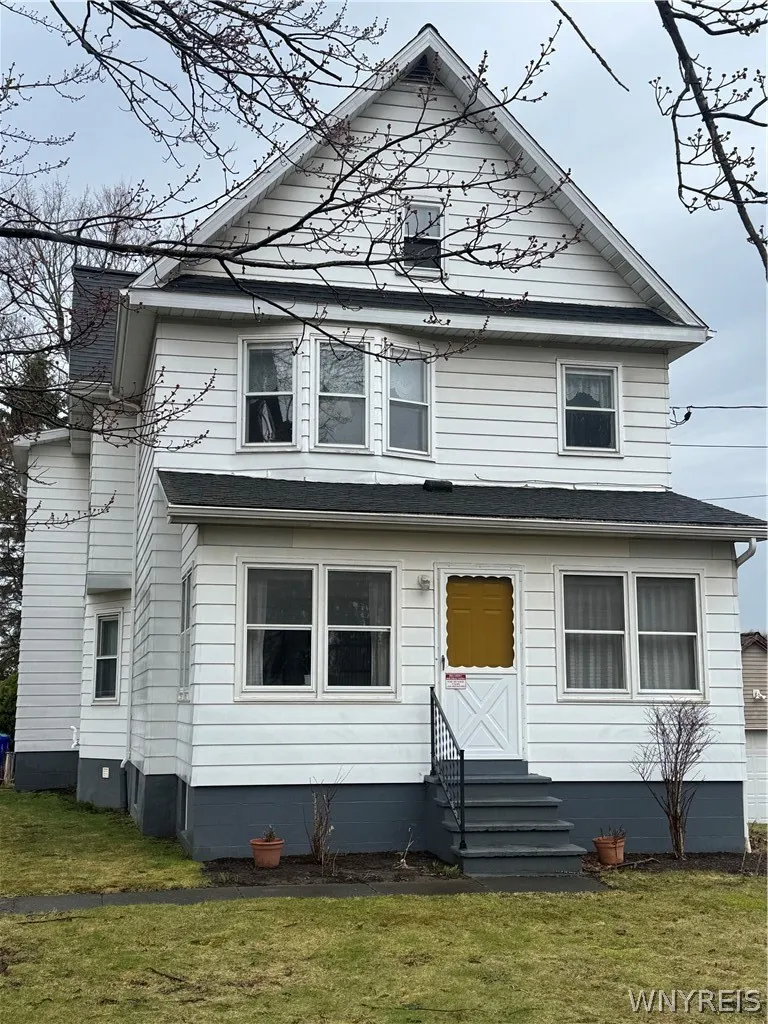 5204 Abbott Road, Hamburg, New York 14075, Hamburg, New York 14075, 5 Bedrooms Bedrooms, ,2 BathroomsBathrooms,Residential,Closed,5204 Abbott Road, Hamburg, New York 14075,0,B1668013