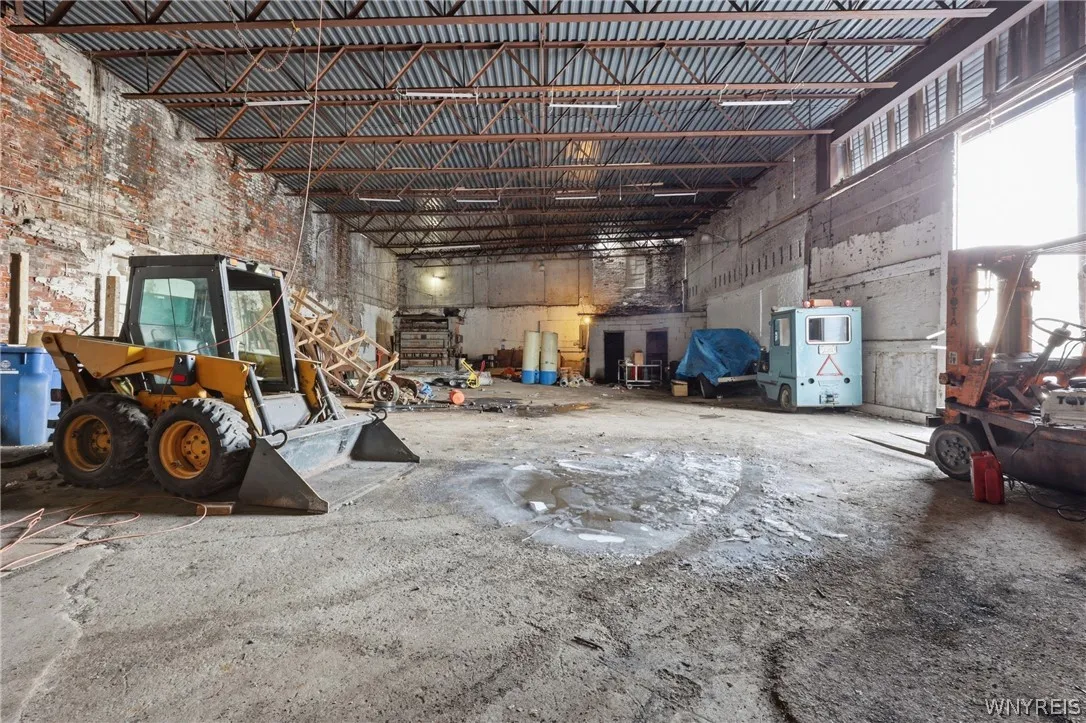 688 East Eagle Street, Buffalo, New York 14210, Buffalo, New York 14210, ,Commercial Sale,For Sale,688 East Eagle Street, Buffalo, New York 14210,0,B1667947