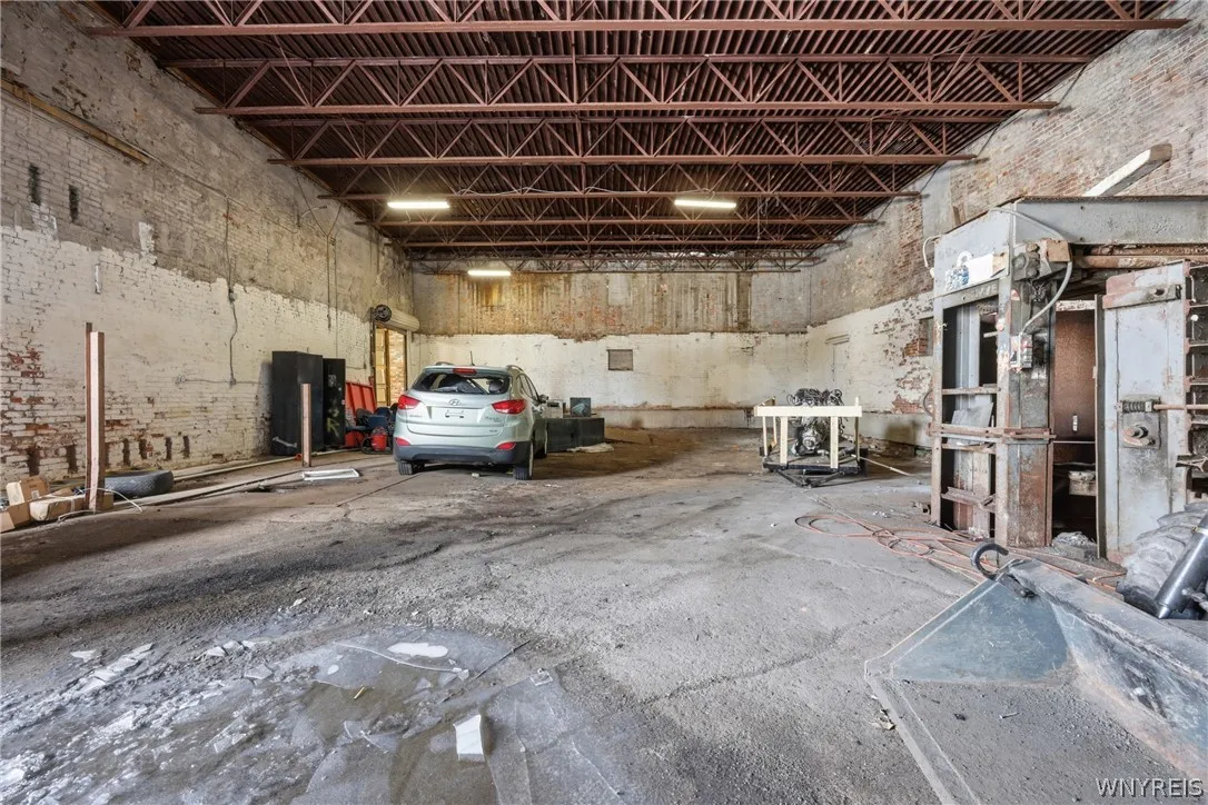 688 East Eagle Street, Buffalo, New York 14210, Buffalo, New York 14210, ,Commercial Sale,For Sale,688 East Eagle Street, Buffalo, New York 14210,0,B1667947