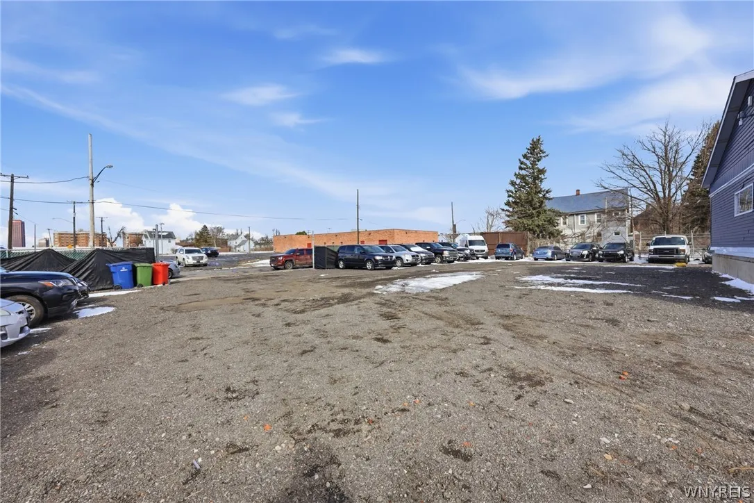 688 East Eagle Street, Buffalo, New York 14210, Buffalo, New York 14210, ,Commercial Sale,For Sale,688 East Eagle Street, Buffalo, New York 14210,0,B1667947