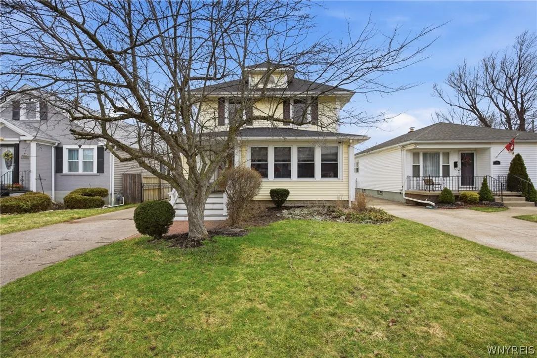 32 Wellington Avenue, Tonawanda, New York 14223, Tonawanda, New York 14223, 3 Bedrooms Bedrooms, 7 Rooms Rooms,1 BathroomBathrooms,Residential,For Sale,32 Wellington Avenue, Tonawanda, New York 14223,0,B1668426