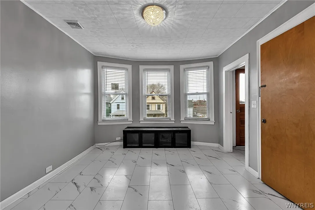 375 Military Road, Buffalo, New York 14207, Buffalo, New York 14207, 6 Bedrooms Bedrooms, ,2 BathroomsBathrooms,Residential,For Sale,375 Military Road, Buffalo, New York 14207,0,B1668371