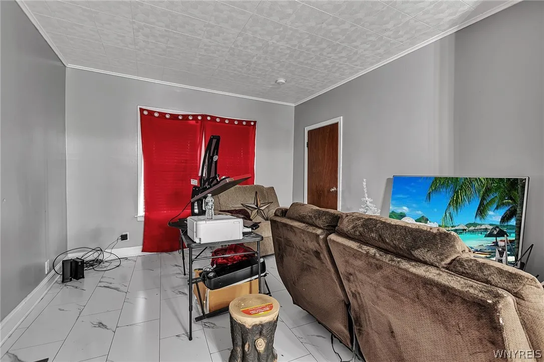 375 Military Road, Buffalo, New York 14207, Buffalo, New York 14207, 6 Bedrooms Bedrooms, ,2 BathroomsBathrooms,Residential,For Sale,375 Military Road, Buffalo, New York 14207,0,B1668371