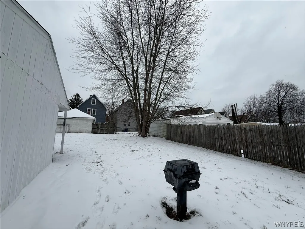 38 Argus Street, Buffalo, New York 14207, Buffalo, New York 14207, 3 Bedrooms Bedrooms, 6 Rooms Rooms,1 BathroomBathrooms,Residential,For Sale,38 Argus Street, Buffalo, New York 14207,0,B1663545