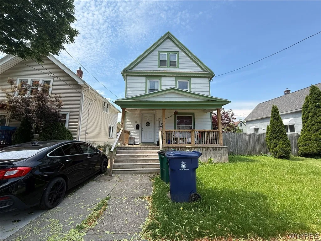 38 Argus Street, Buffalo, New York 14207, Buffalo, New York 14207, 3 Bedrooms Bedrooms, 6 Rooms Rooms,1 BathroomBathrooms,Residential,For Sale,38 Argus Street, Buffalo, New York 14207,0,B1663545