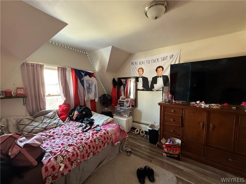 131 Riverside Avenue, Buffalo, New York 14207, Buffalo, New York 14207, 2 Bedrooms Bedrooms, 5 Rooms Rooms,1 BathroomBathrooms,Residential,For Sale,131 Riverside Avenue, Buffalo, New York 14207,0,B1664091