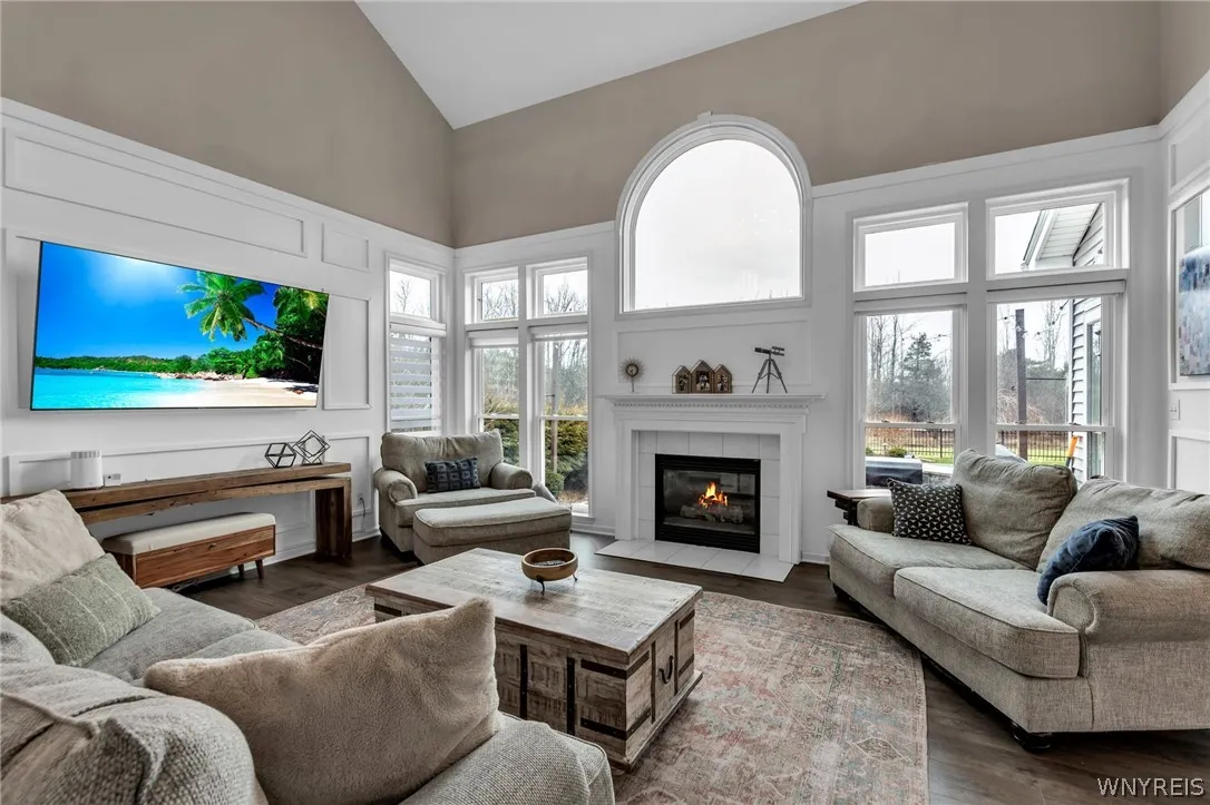 32 Falconcrest Lane, Orchard Park, New York 14127, Orchard Park, New York 14127, 4 Bedrooms Bedrooms, 8 Rooms Rooms,3 BathroomsBathrooms,Residential,For Sale,32 Falconcrest Lane, Orchard Park, New York 14127,0,B1667902
