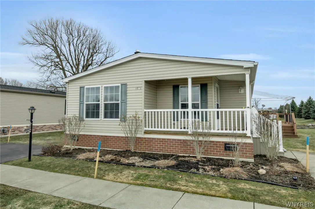 4665 Cotherstone Circle, Clarence, New York 14031, Clarence, New York 14031, 2 Bedrooms Bedrooms, 5 Rooms Rooms,2 BathroomsBathrooms,Residential,For Sale,4665 Cotherstone Circle, Clarence, New York 14031,0,B1664953