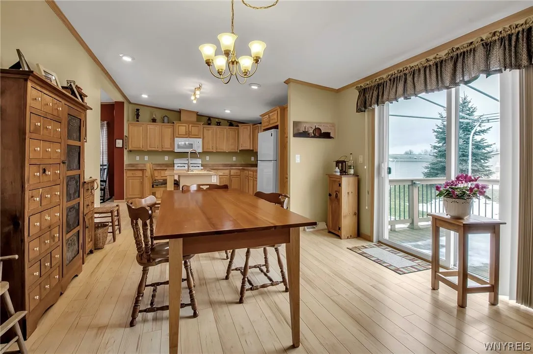 4665 Cotherstone Circle, Clarence, New York 14031, Clarence, New York 14031, 2 Bedrooms Bedrooms, 5 Rooms Rooms,2 BathroomsBathrooms,Residential,For Sale,4665 Cotherstone Circle, Clarence, New York 14031,0,B1664953