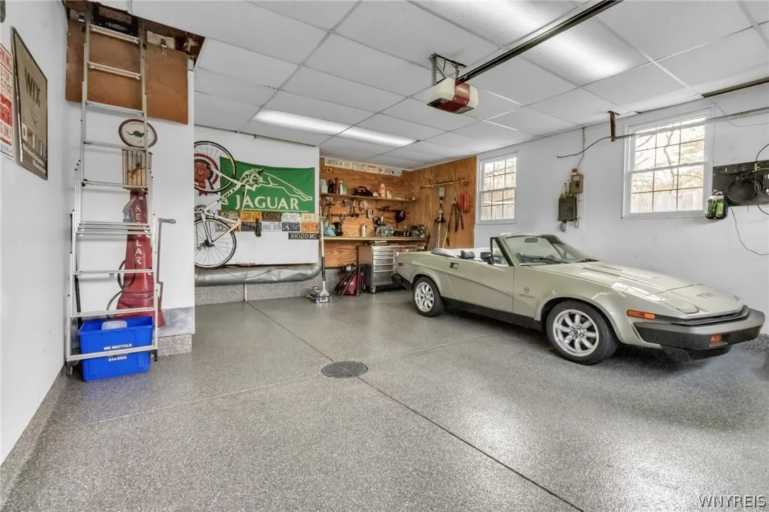 6905 Powers Road, Orchard Park, New York 14127, Orchard Park, New York 14127, 3 Bedrooms Bedrooms, 9 Rooms Rooms,1 BathroomBathrooms,Residential,Closed,6905 Powers Road, Orchard Park, New York 14127,0,B1667889