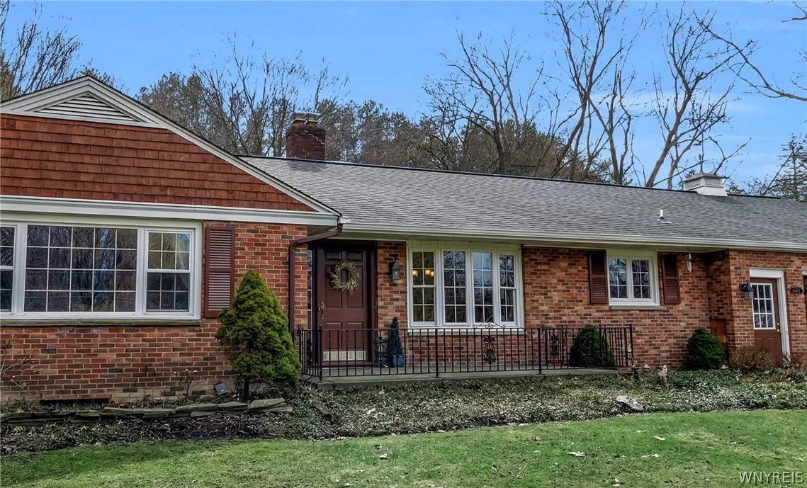 6905 Powers Road, Orchard Park, New York 14127, Orchard Park, New York 14127, 3 Bedrooms Bedrooms, 9 Rooms Rooms,1 BathroomBathrooms,Residential,Closed,6905 Powers Road, Orchard Park, New York 14127,0,B1667889