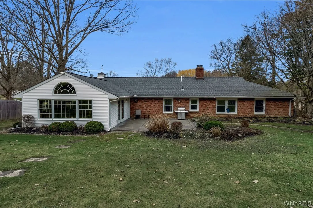 6905 Powers Road, Orchard Park, New York 14127, Orchard Park, New York 14127, 3 Bedrooms Bedrooms, 9 Rooms Rooms,1 BathroomBathrooms,Residential,Closed,6905 Powers Road, Orchard Park, New York 14127,0,B1667889