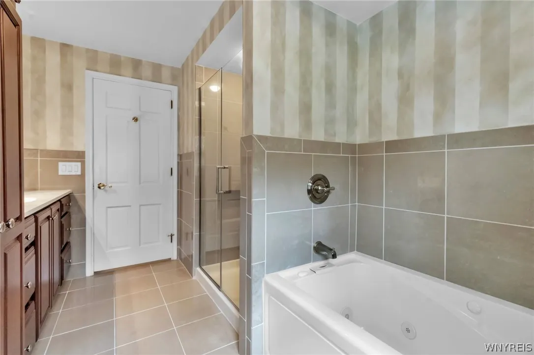 Full bathroom