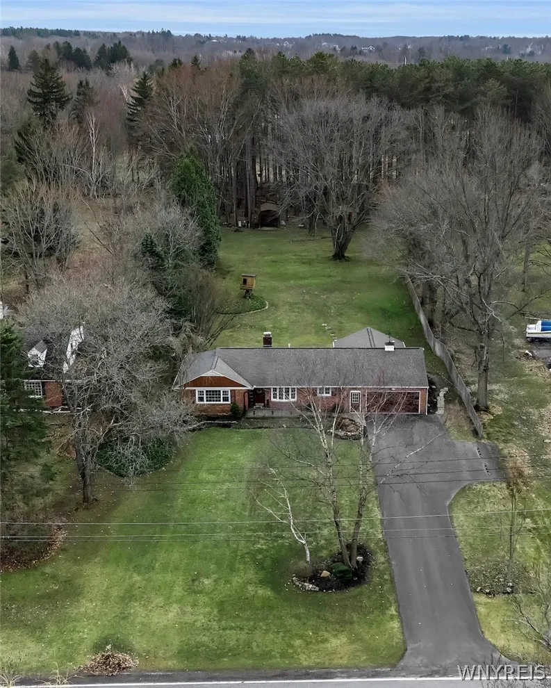 6905 Powers Road, Orchard Park, New York 14127, Orchard Park, New York 14127, 3 Bedrooms Bedrooms, 9 Rooms Rooms,1 BathroomBathrooms,Residential,Closed,6905 Powers Road, Orchard Park, New York 14127,0,B1667889