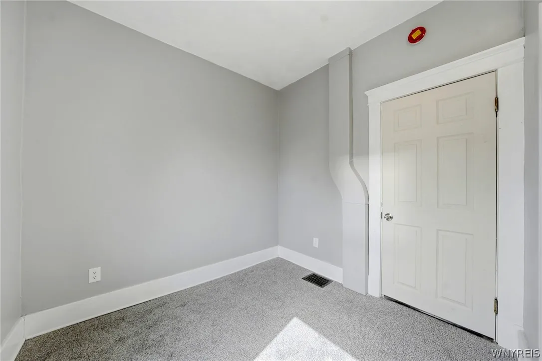 238 Main Street, Tonawanda, New York 14150, Tonawanda, New York 14150, 4 Bedrooms Bedrooms, 9 Rooms Rooms,2 BathroomsBathrooms,Residential,For Sale,238 Main Street, Tonawanda, New York 14150,0,B1668131