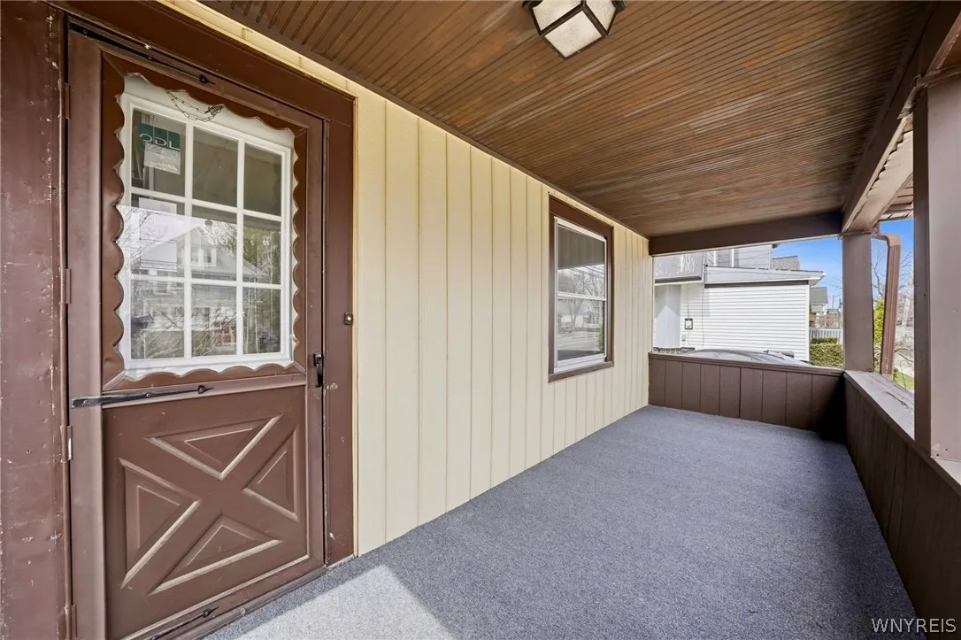238 Main Street, Tonawanda, New York 14150, Tonawanda, New York 14150, 4 Bedrooms Bedrooms, 9 Rooms Rooms,2 BathroomsBathrooms,Residential,For Sale,238 Main Street, Tonawanda, New York 14150,0,B1668131