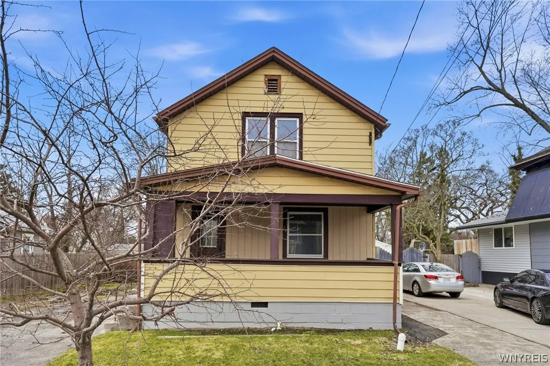 238 Main Street, Tonawanda, New York 14150, Tonawanda, New York 14150, 4 Bedrooms Bedrooms, 9 Rooms Rooms,2 BathroomsBathrooms,Residential,For Sale,238 Main Street, Tonawanda, New York 14150,0,B1668131