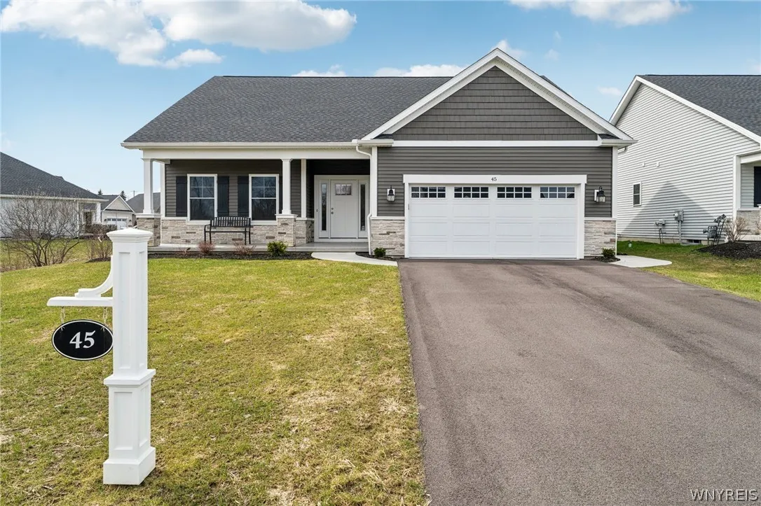 6385 Boston State #45 Road 45, Hamburg, New York 1, Hamburg, New York 14075, 2 Bedrooms Bedrooms, 5 Rooms Rooms,2 BathroomsBathrooms,Residential,For Sale,6385 Boston State #45 Road 45, Hamburg, New York 1,0,B1669194