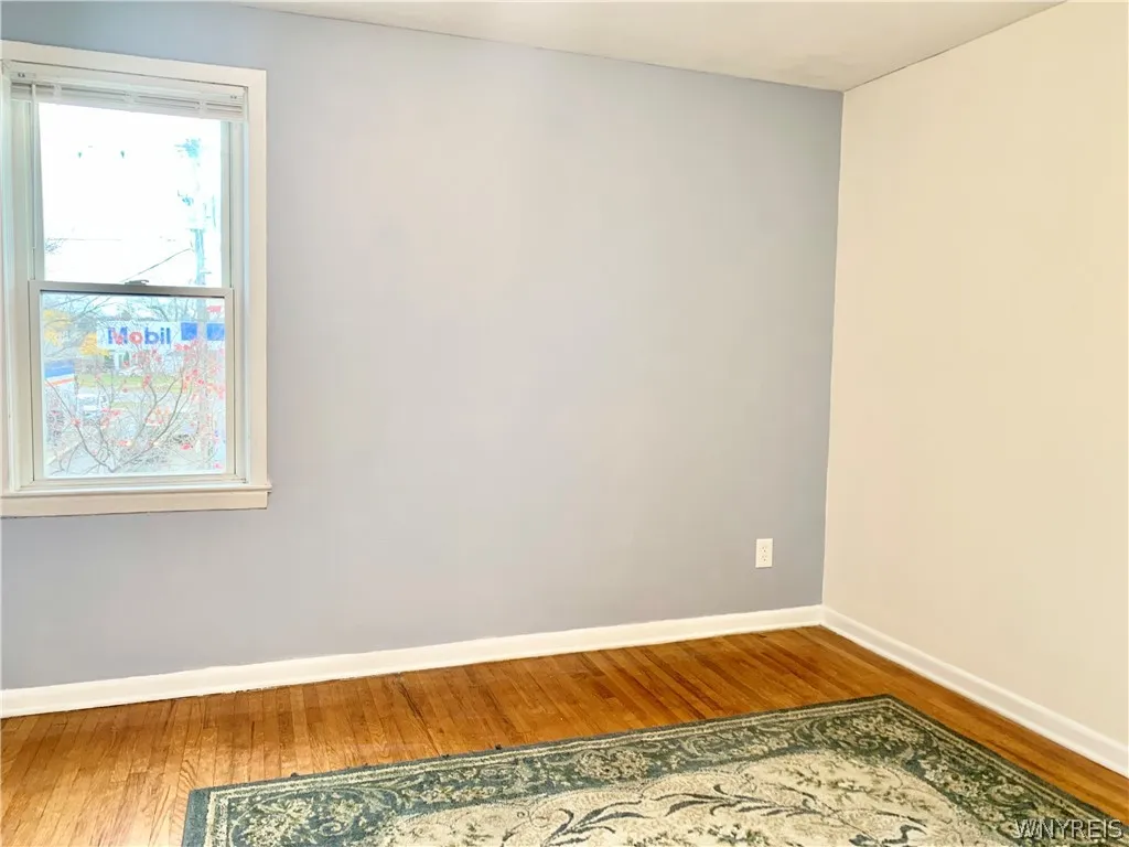 657 Englewood Avenue 2, Tonawanda, New York 14223, Tonawanda, New York 14223, 2 Bedrooms Bedrooms, 5 Rooms Rooms,1 BathroomBathrooms,Residential Lease,For Rent,657 Englewood Avenue 2, Tonawanda, New York 14223,0,B1669299
