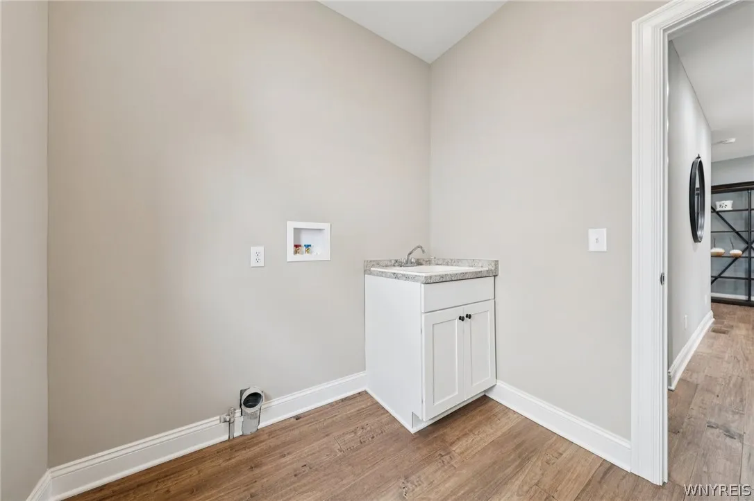 6385 Boston State Road 45, Hamburg, New York 14075, Hamburg, New York 14075, 2 Bedrooms Bedrooms, 5 Rooms Rooms,2 BathroomsBathrooms,Residential,For Sale,6385 Boston State Road 45, Hamburg, New York 14075,0,B1669518